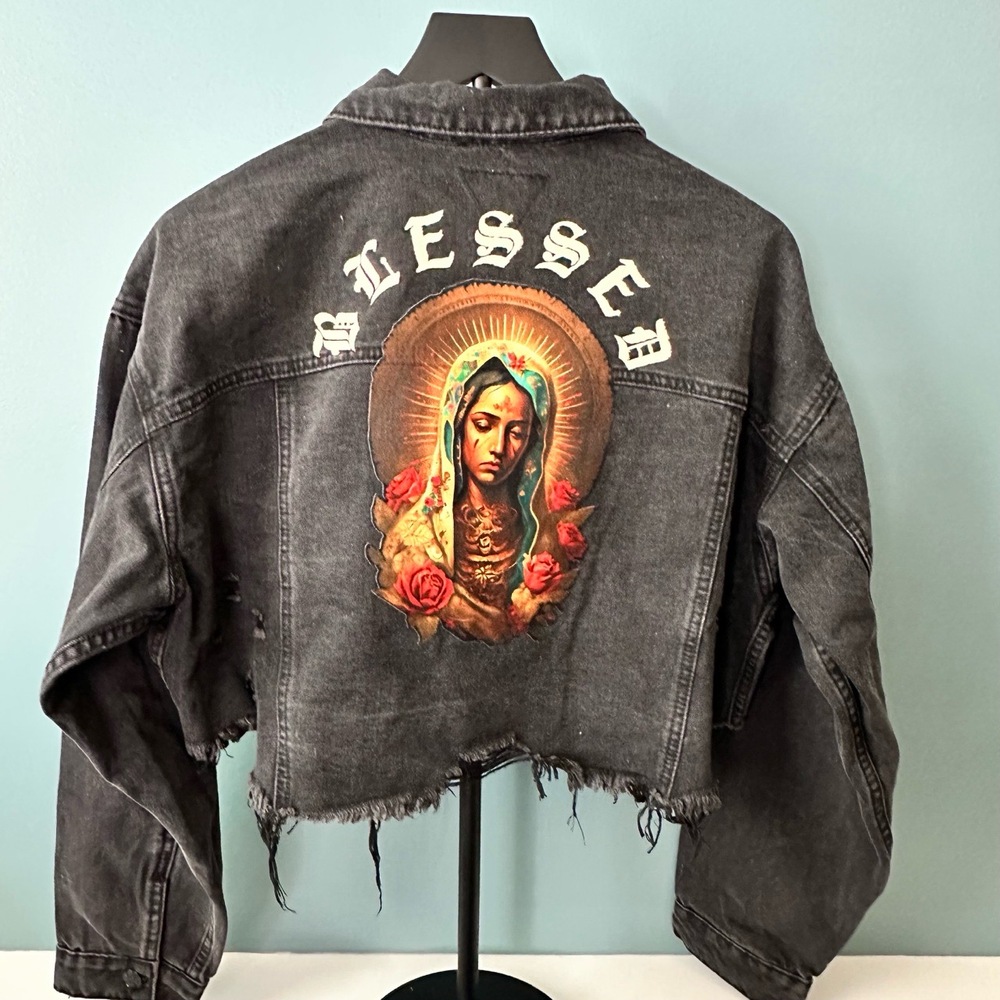 Trio Urban Blessed Virgin Mary Cropped Distressed Denim Jacket Black M/L - NWT‎